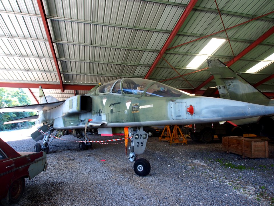 7-HY_SEPECAT_Jaguar_E_Musée_de_l'Epopée_de_l'Industrie_et_de_l'Aéronautique,_pic2
