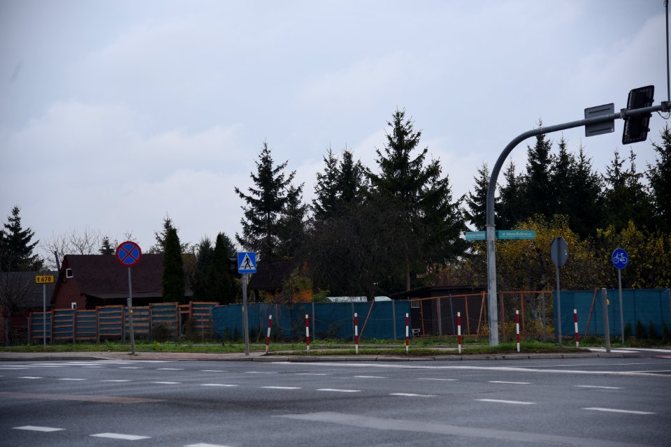 6702_Intersection_of_Ciołkowskiego_and_Mickiewicza_Street_in_Białystok,_November_2019