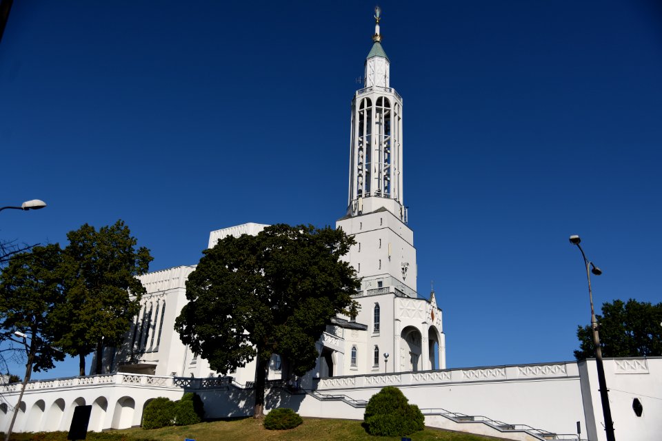 6518_Exterior_of_the_St._Roch_Church_in_Białystok_September_2019