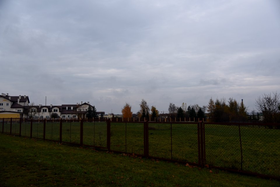 6736_Plot_at_the_intersection_of_Zurawia_and_Borsucza_streets,_November_2019