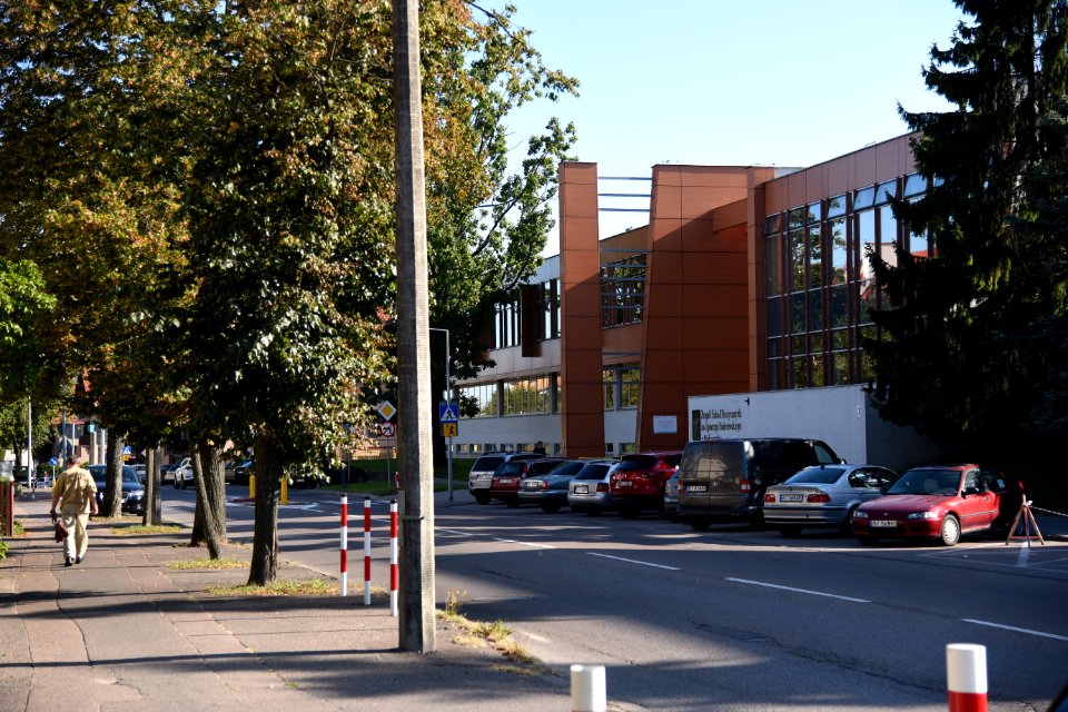 6435_Podlesna_Street_in_Bialystok,_August_2019