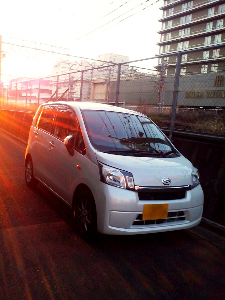 5th_generation_Daihatsu_Move_X_SA_front