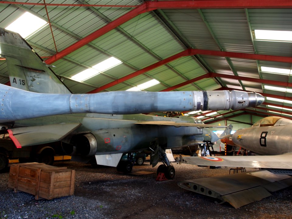 7-HY_SEPECAT_Jaguar_E_nose_Musée_de_l'Epopée_de_l'Industrie_et_de_l'Aéronautique,_pic3