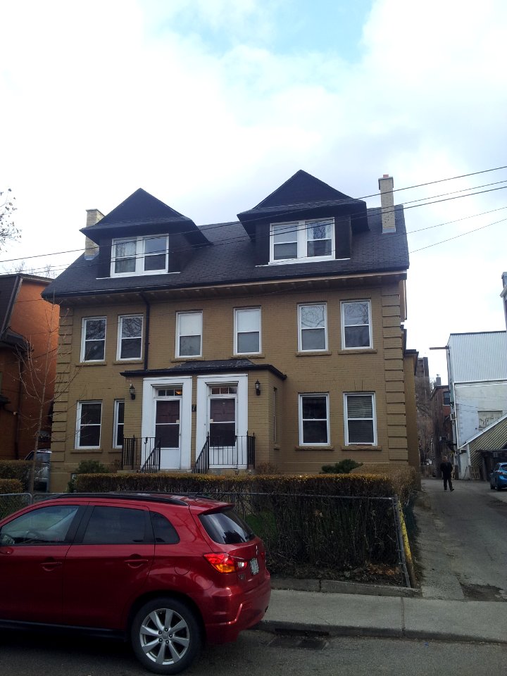 7_Howland_Ave