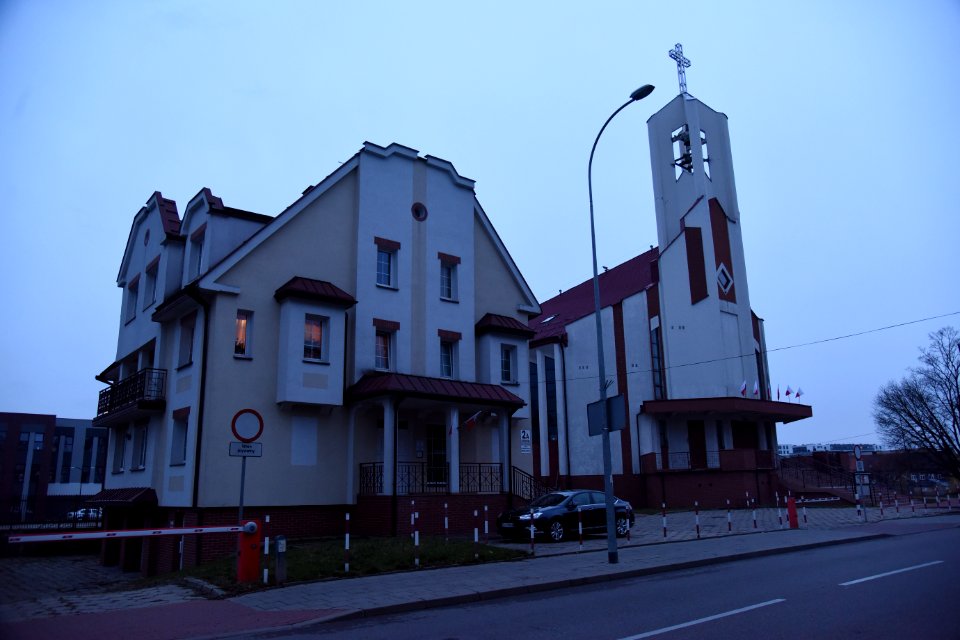 6827_Kościół_Rzymskokatolicki_pw_Świętej_Rodziny_November_2019_in_Bialystok