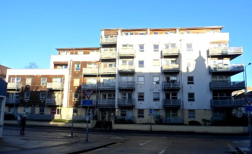 68–124_Wellend_Villas,_Springfield_Road_(facing_Preston_Road),_Preston_Park,_Brighton_(December_2013)