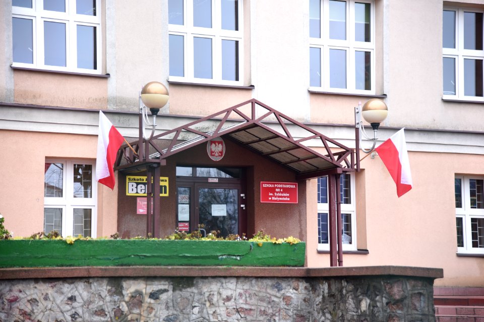 6888_Szkoła_Podstawowa_nr_4_im._Sybiraków_w_Białymstoku_November_2019