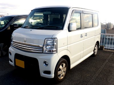 5th_generation_SUZUKI_EVERY_WAGON_front