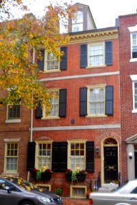 627_Pine_St,_Philly