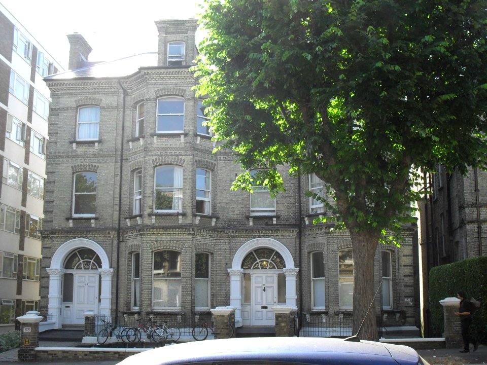63_and_65_The_Drive,_Hove_(NHLE_Code_1209791)_(July_2010)