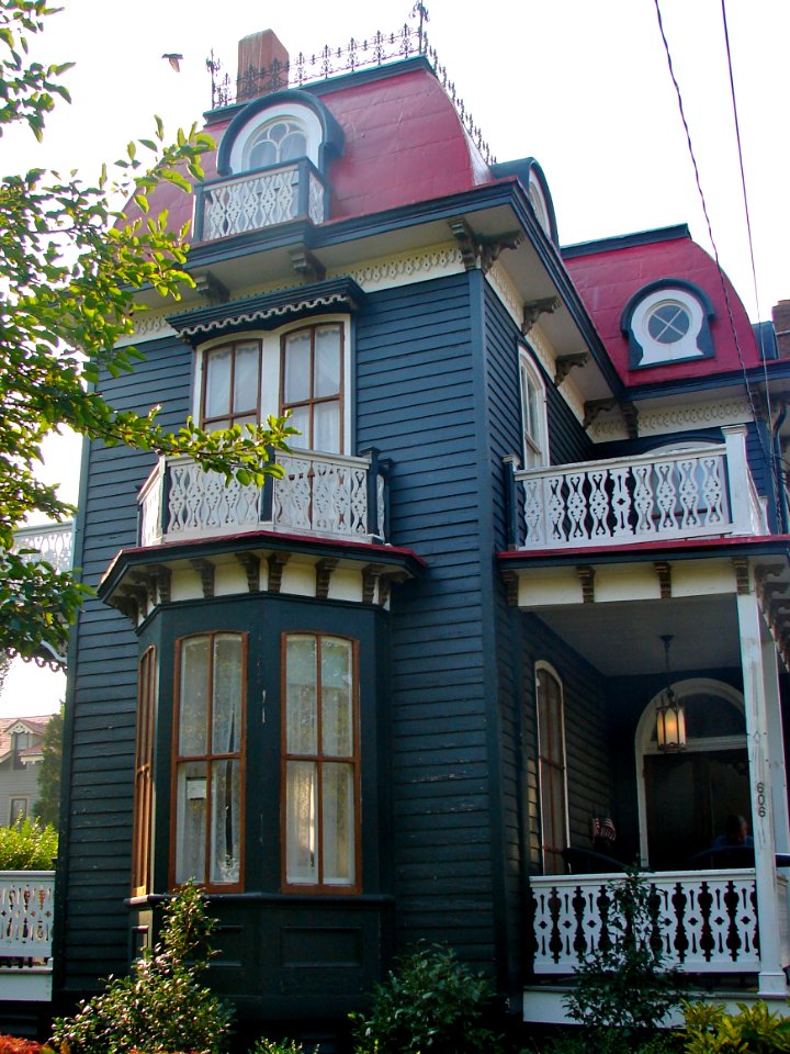 606_Columbia_GMcCreary_CMHD