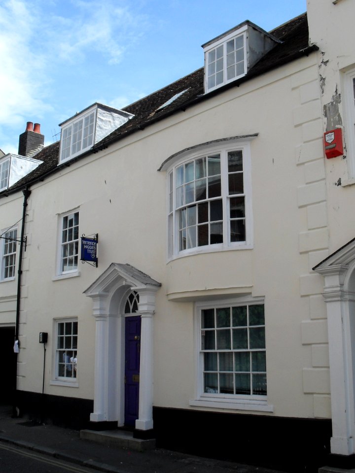 62_Ship_Street,_The_Lanes,_Brighton_(NHLE_Code_1380924)_(July_2010)