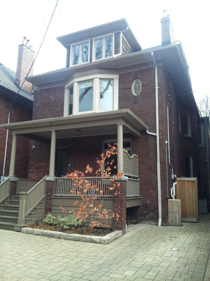 77_Howland_Ave