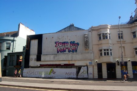 78_West_Street,_Brighton_(September_2019)