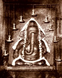 7th-century_Karpaka_Vinayakar_temple,_Pillayarpatti_Pillayar_Koil,_Tiruppathur_Tamil_Nadu_-_02