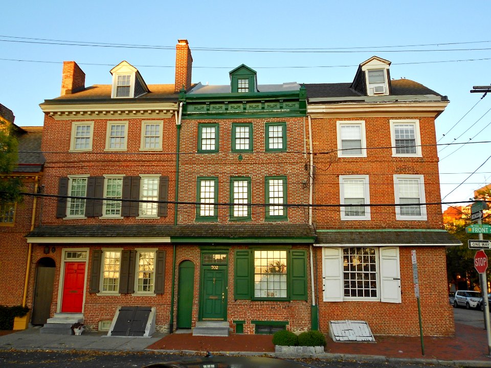 700-704_S_Front_Philly