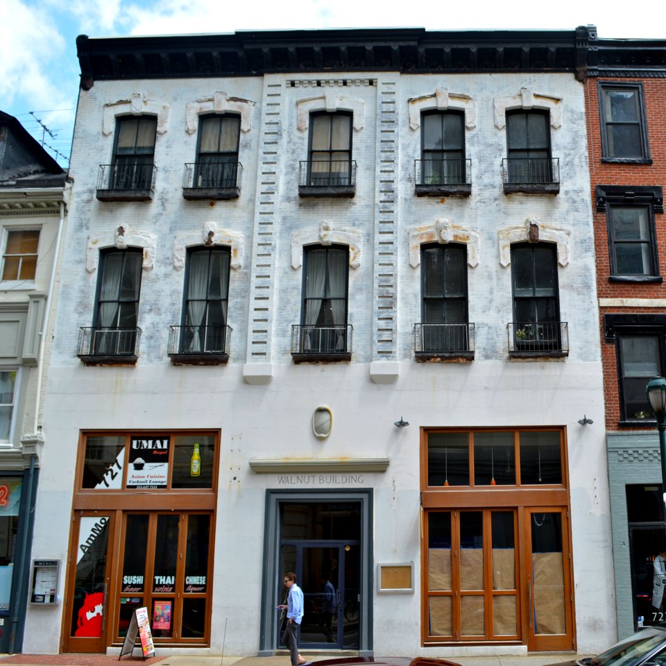 725_Walnut,_Philly_Walnut_Building