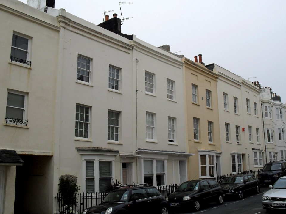 6–10_Lower_Market_Street,_Hove_(IoE_Code_365590)