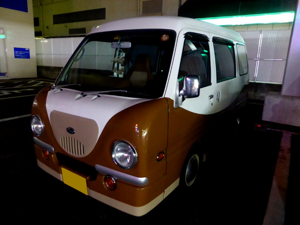 6th_generation_Subaru_SAMBAR_at_night_front