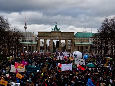 4th_Global_Climate_Strike_Berlin_FridaysForFuture_demonstration_start_10