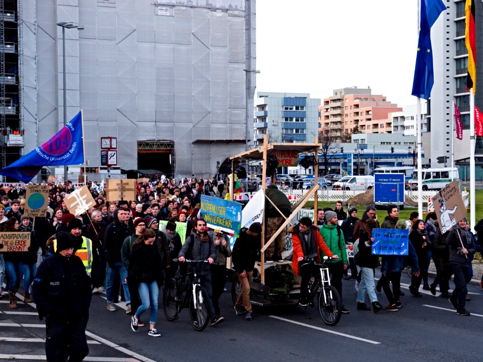 4th_Global_Climate_Strike_Berlin_demonstration_from_TU_13