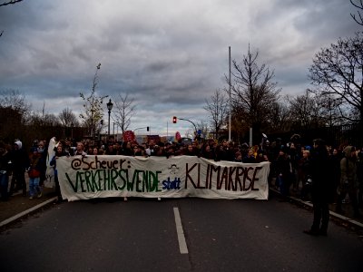 4th_Global_Climate_Strike_Berlin_FridaysForFuture_demonstration_front_97