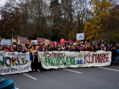 4th_Global_Climate_Strike_Berlin_FridaysForFuture_demonstration_front_95