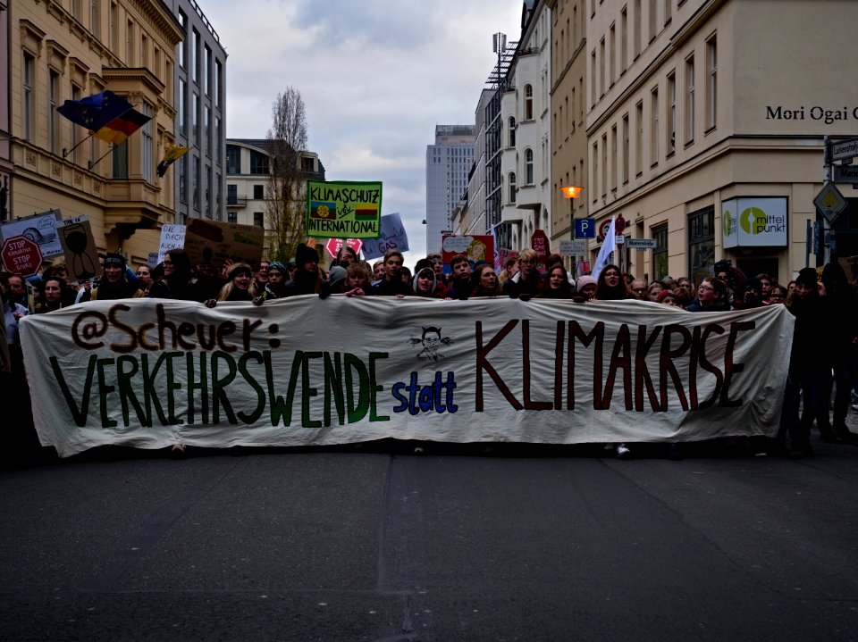 4th_Global_Climate_Strike_Berlin_FridaysForFuture_demonstration_front_83