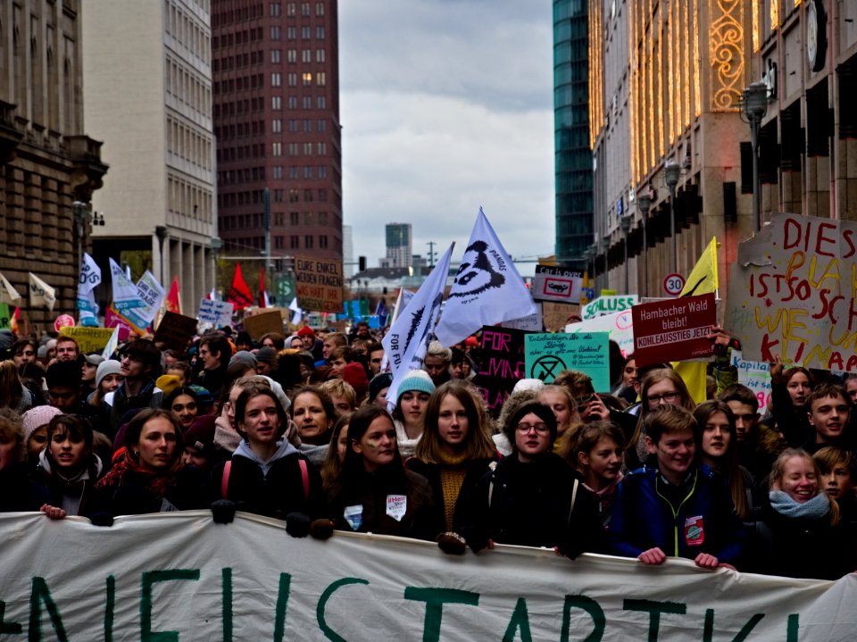 4th_Global_Climate_Strike_Berlin_FridaysForFuture_demonstration_front_36