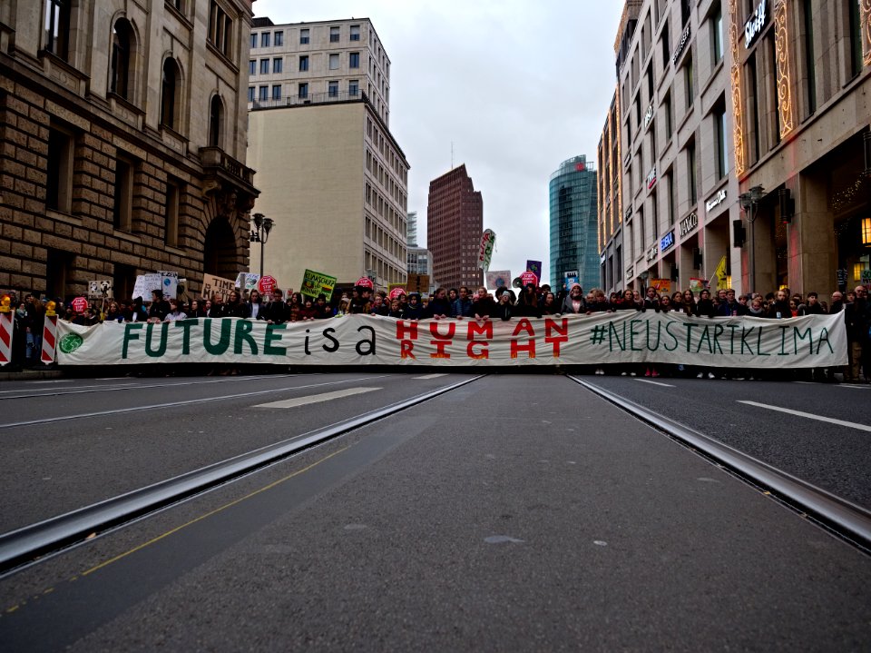 4th_Global_Climate_Strike_Berlin_FridaysForFuture_demonstration_front_24