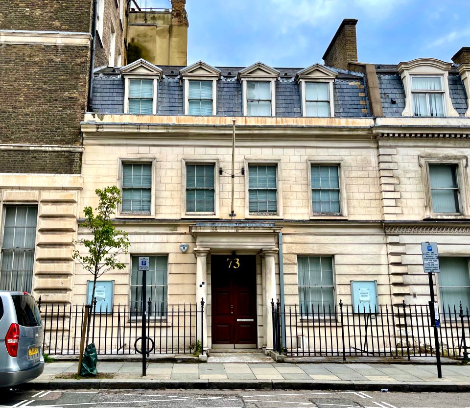 73,_New_Cavendish_Street_W1