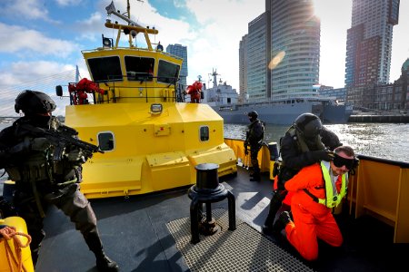 5_alh-04-port-defender-foto-5