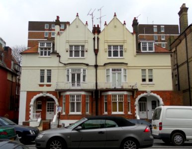 5_and_7_Third_Avenue,_Hove_(February_2013)