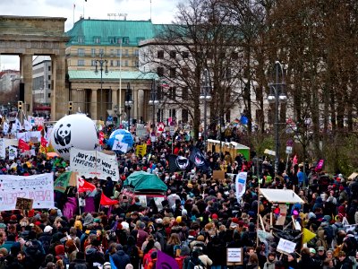 4th_Global_Climate_Strike_Berlin_FridaysForFuture_demonstration_start_13