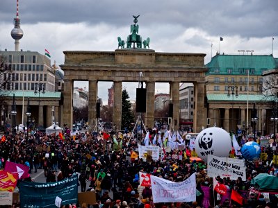 4th_Global_Climate_Strike_Berlin_FridaysForFuture_demonstration_start_09