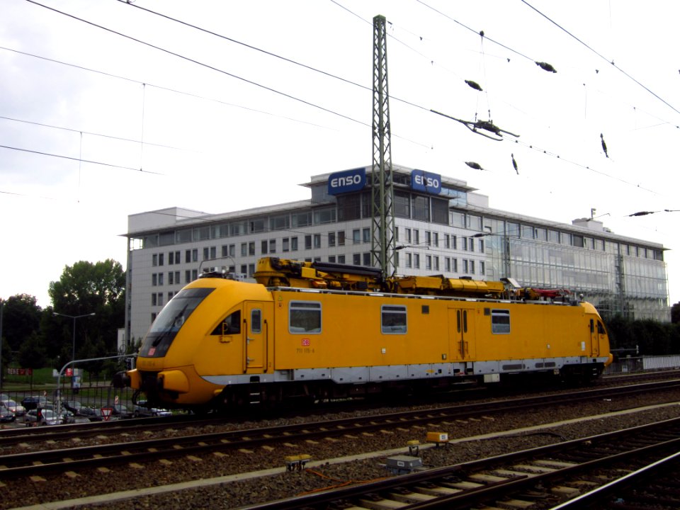 711_115-6_Dresden_Hauptbahnhof