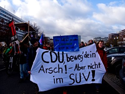 4th_Global_Climate_Strike_Berlin_demonstration_from_TU_20