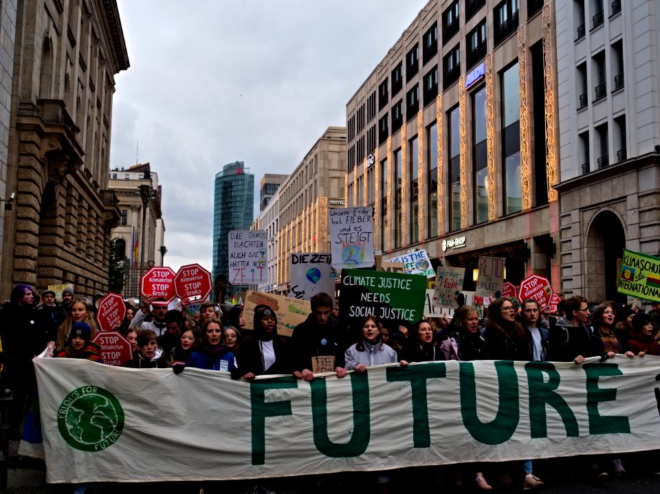4th_Global_Climate_Strike_Berlin_FridaysForFuture_demonstration_front_40