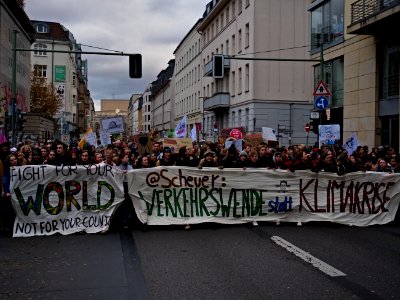 4th_Global_Climate_Strike_Berlin_FridaysForFuture_demonstration_front_80
