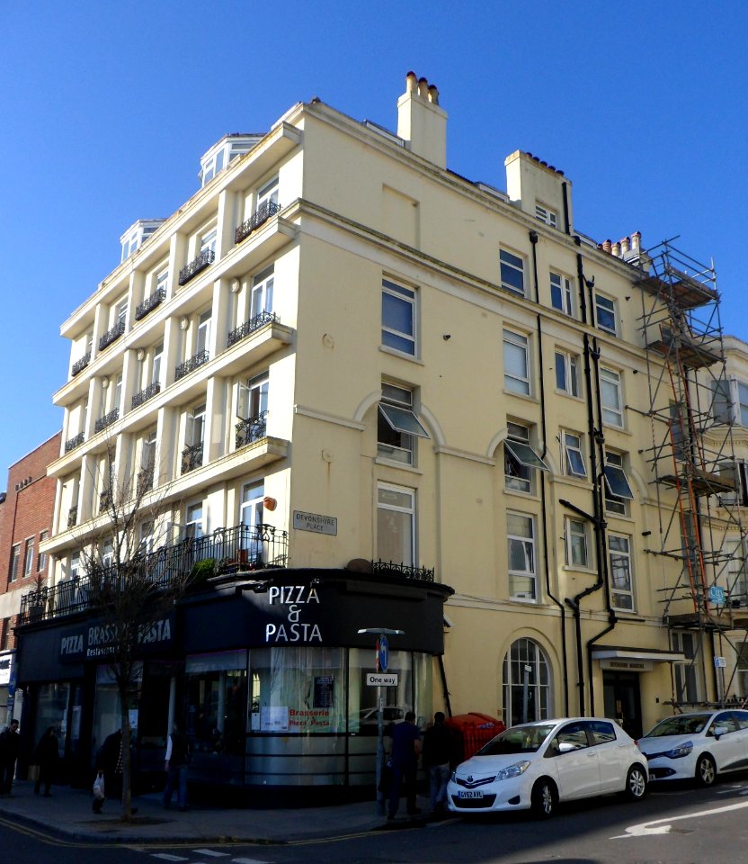 48–49_St_James's_Street,_Brighton_(March_2014)_(2)