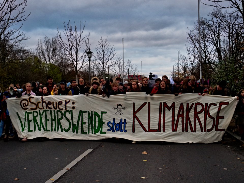 4th_Global_Climate_Strike_Berlin_FridaysForFuture_demonstration_front_99