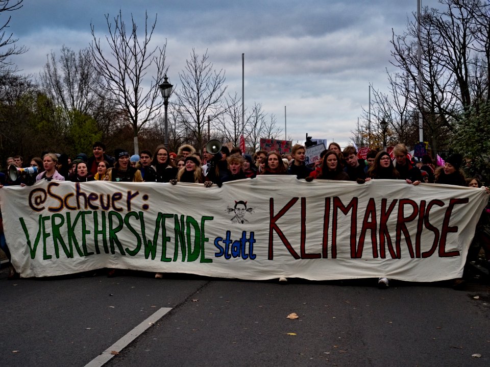 4th_Global_Climate_Strike_Berlin_FridaysForFuture_demonstration_front_98