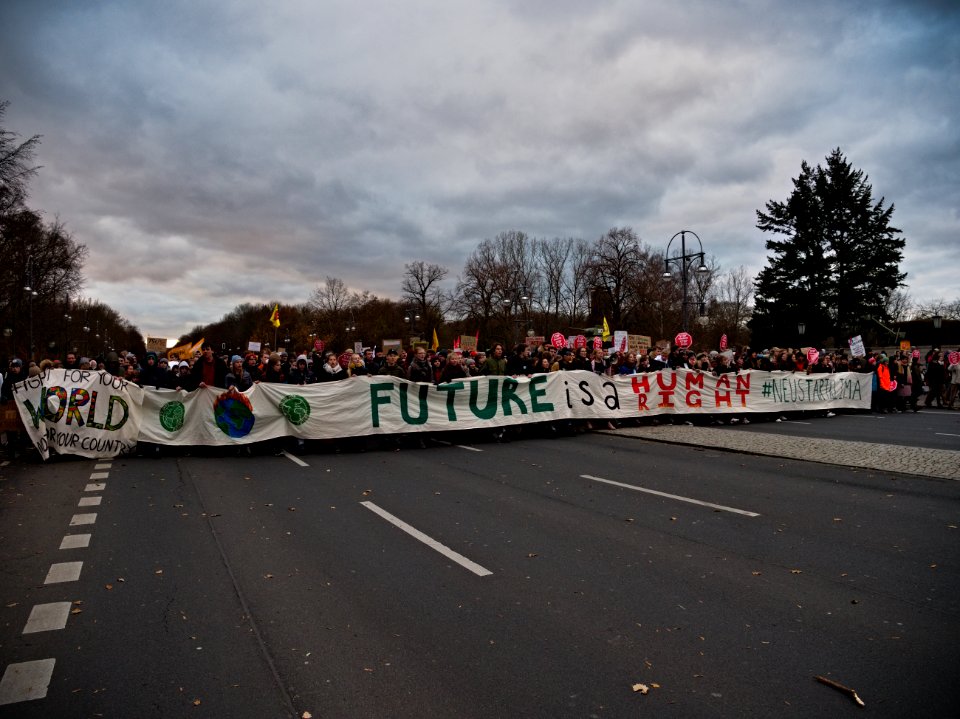 4th_Global_Climate_Strike_Berlin_FridaysForFuture_demonstration_front_105