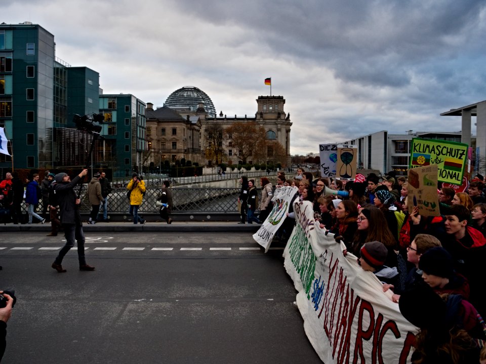 4th_Global_Climate_Strike_Berlin_FridaysForFuture_demonstration_front_89