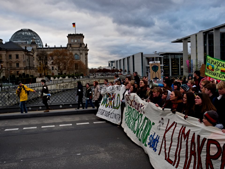 4th_Global_Climate_Strike_Berlin_FridaysForFuture_demonstration_front_88