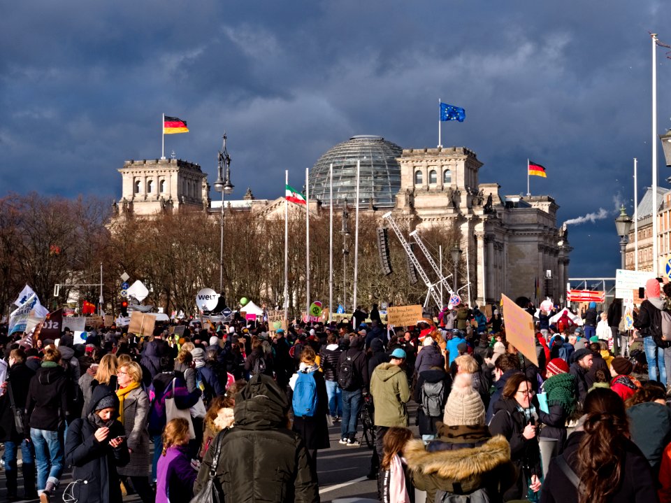 4th_Global_Climate_Strike_Berlin_FridaysForFuture_demonstration_start_01