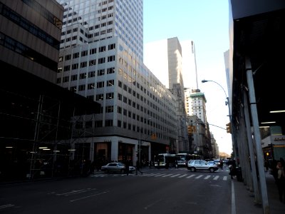 5_Av_52_St_North_March_2015_jeh