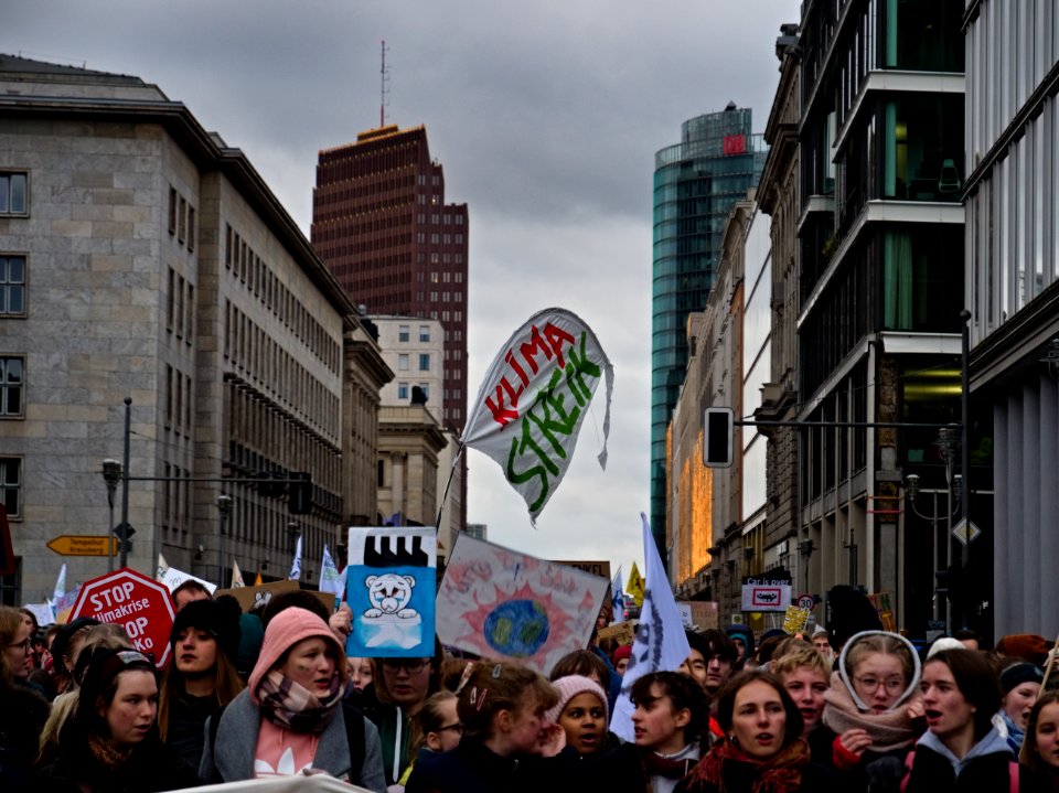 4th_Global_Climate_Strike_Berlin_FridaysForFuture_demonstration_front_48