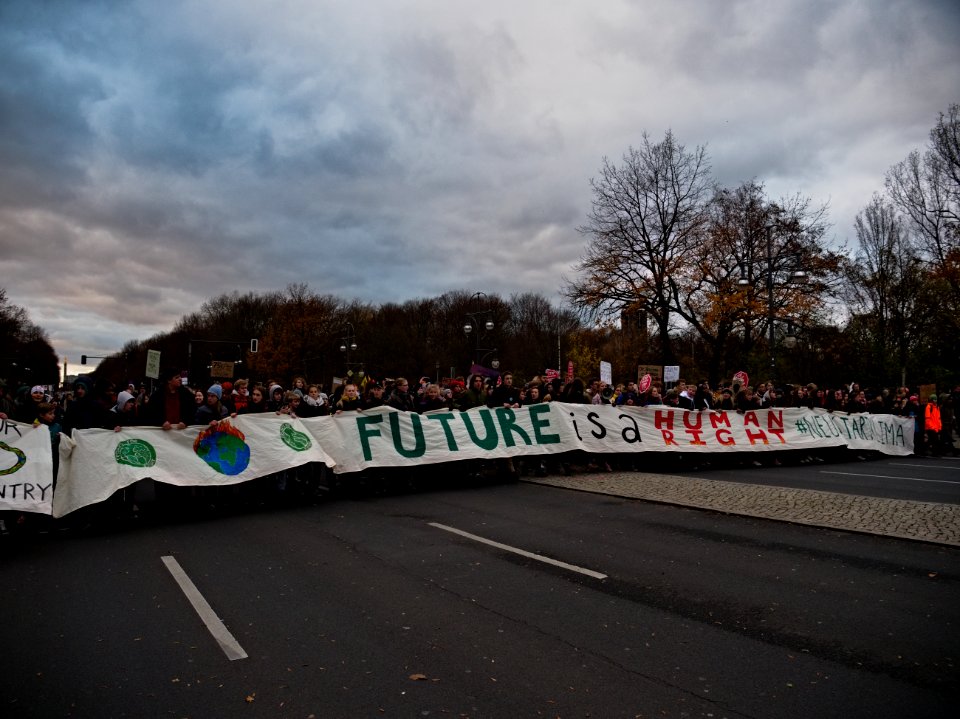 4th_Global_Climate_Strike_Berlin_FridaysForFuture_demonstration_front_101