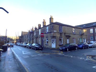 5_to_17_Chapel_Street,_Headingley